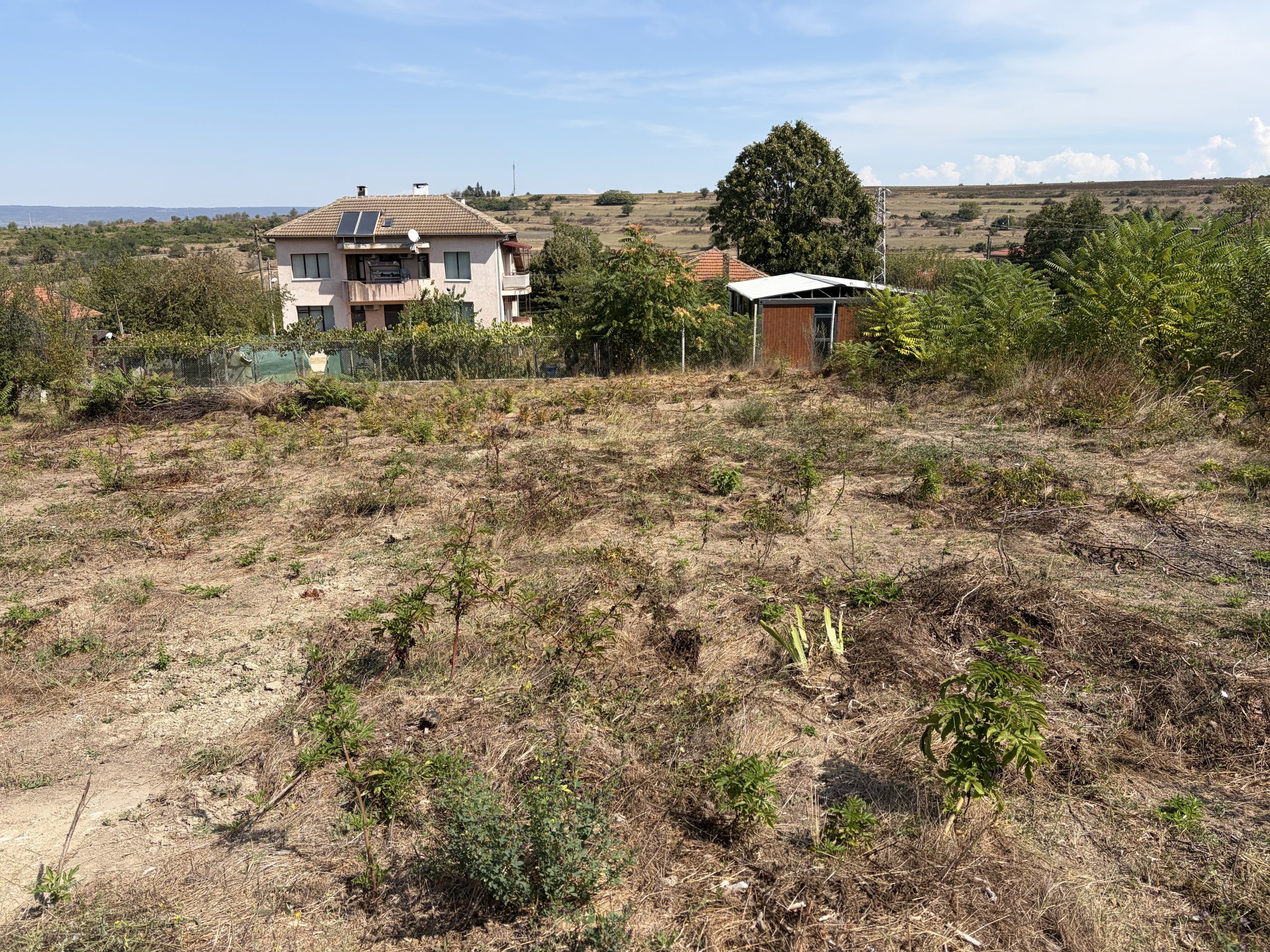 🏡 ПРОДАВА СЕ ПАРЦЕЛ ЗА ЖИЛИЩНО СТРОИТЕЛСТВО — с. КОНСТАНТИНОВО, ВАРНА